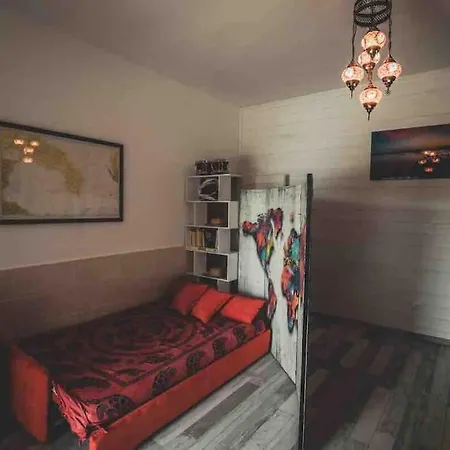 Eleutheria By The * Torre Chianca