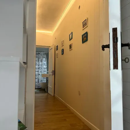 Eleutheria By The * Torre Chianca