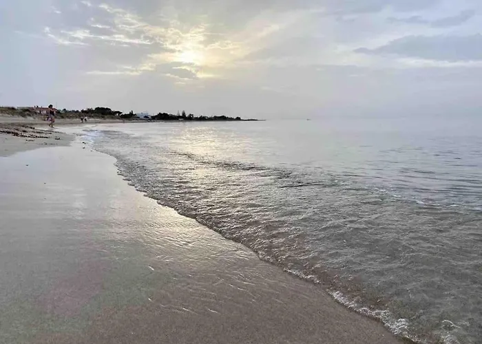 Eleutheria By The 度假居 *