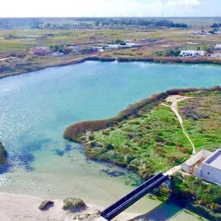 Vakantiehuis Eleutheria By The