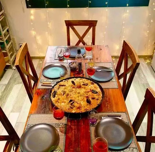 Eleutheria By The * Торре-Кьянка